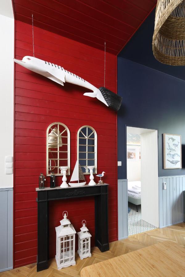 Red & Blue By Oneapartments โซพอต ภายนอก รูปภาพ